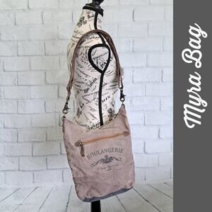 FRESH. Midsz Myra Bag w/leather trim